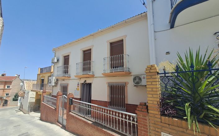 Image No.47-5 Bed House for sale