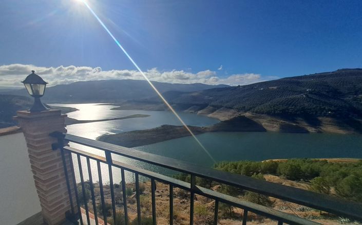 Image No.32-3 Bed House for sale