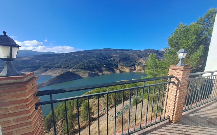 Image No.33-3 Bed House for sale