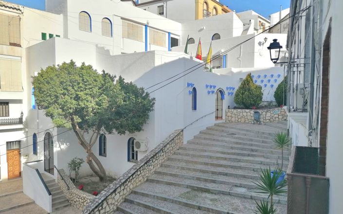 Image No.34-5 Bed House for sale