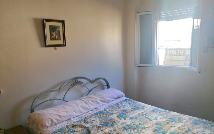 Image No.21-2 Bed House for sale