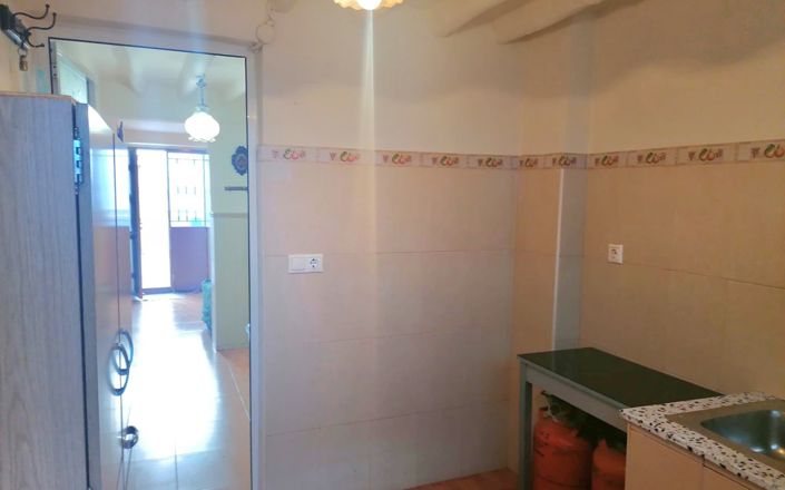 Image No.8-2 Bed House for sale