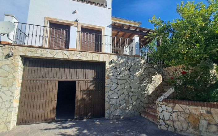 Image No.14-4 Bed House for sale