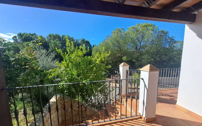 Image No.25-4 Bed House for sale