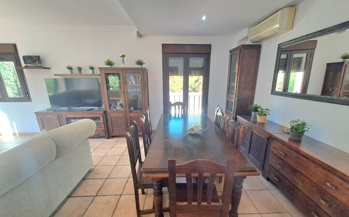 Image No.28-4 Bed House for sale