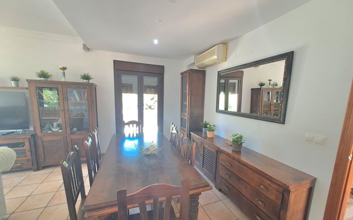 Image No.29-4 Bed House for sale