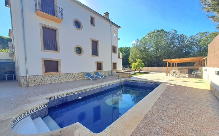 Image No.4-4 Bed House for sale