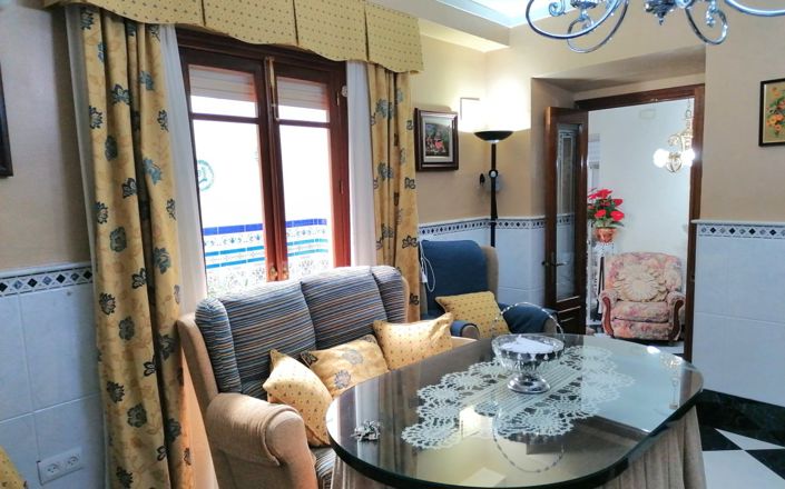 Image No.11-5 Bed House for sale