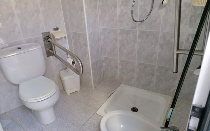 Image No.18-5 Bed House for sale