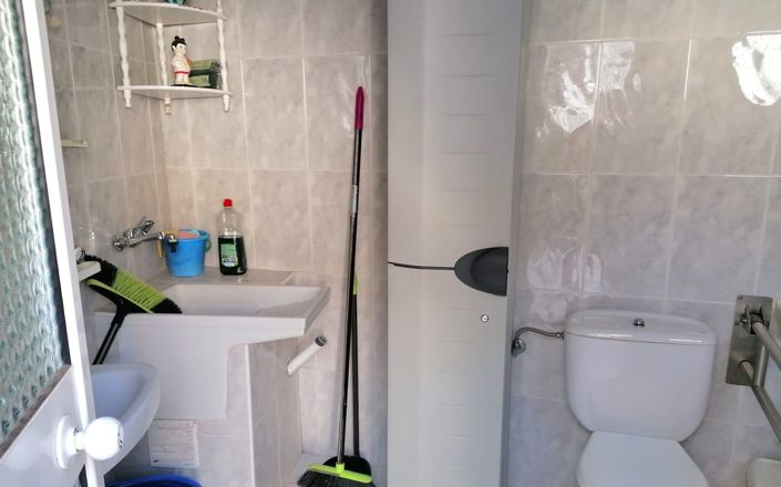 Image No.19-5 Bed House for sale