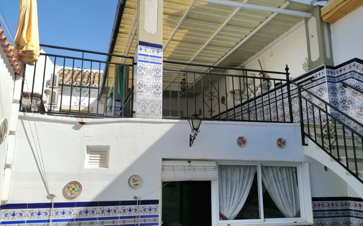 Image No.23-5 Bed House for sale