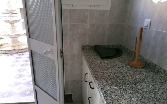 Image No.27-5 Bed House for sale