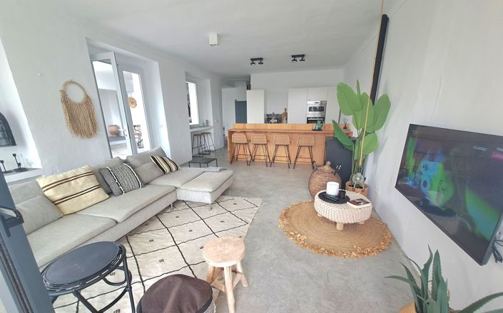 Image No.14-3 Bed House for sale