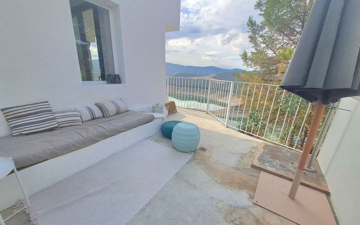 Image No.17-3 Bed House for sale