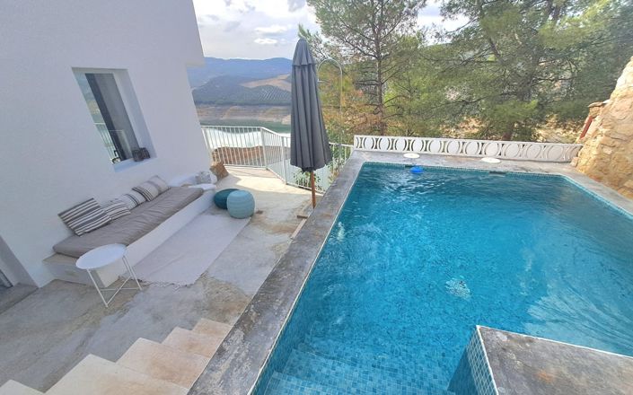 Image No.20-3 Bed House for sale