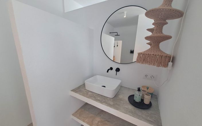 Image No.38-3 Bed House for sale