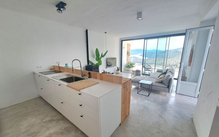 Image No.4-3 Bed House for sale