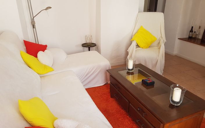 Image No.5-2 Bed House for sale