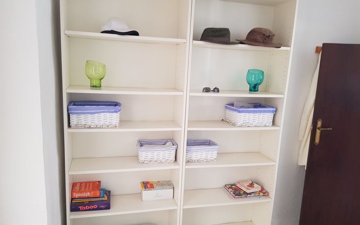 Image No.6-2 Bed House for sale