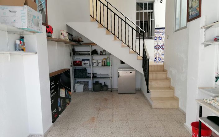 Image No.21-3 Bed House for sale