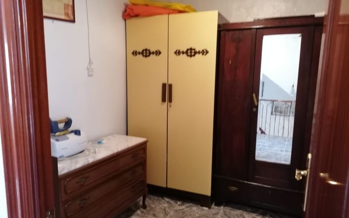 Image No.34-3 Bed House for sale