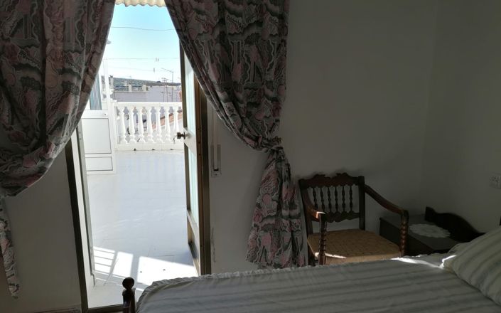 Image No.35-3 Bed House for sale