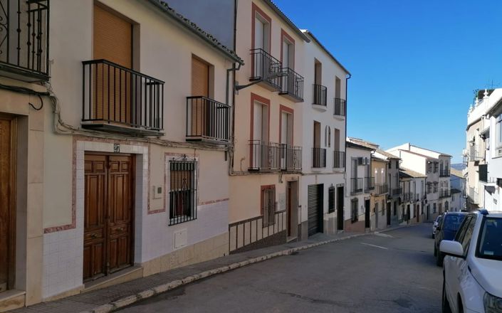 Image No.39-3 Bed House for sale