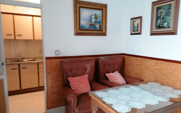 Image No.8-3 Bed House for sale