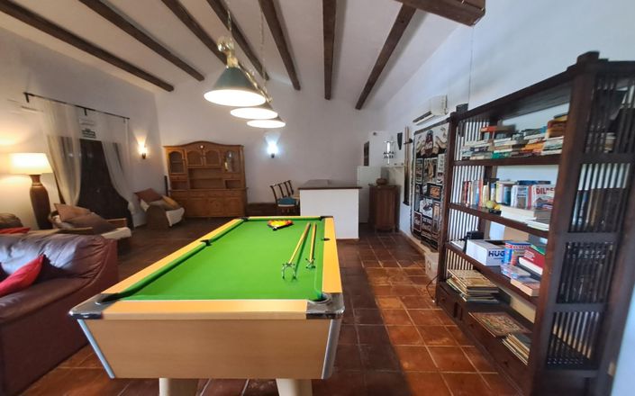 Image No.22-5 Bed House for sale