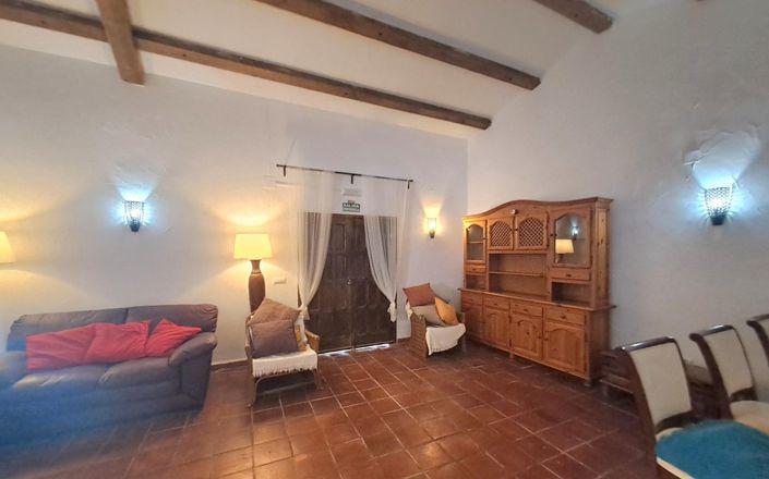 Image No.23-5 Bed House for sale