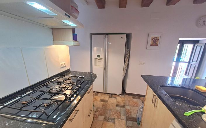 Image No.35-5 Bed House for sale