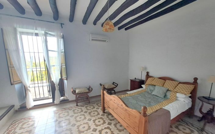 Image No.51-5 Bed House for sale