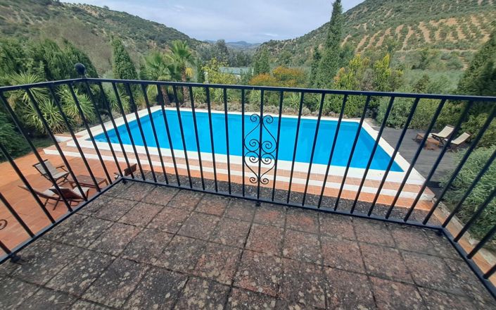 Image No.53-5 Bed House for sale