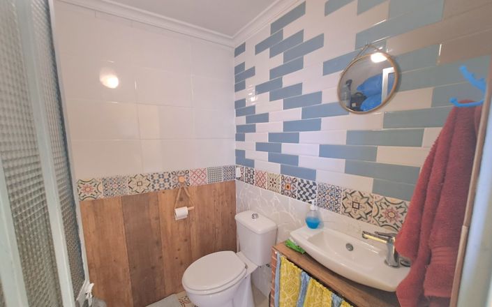 Image No.19-3 Bed House for sale