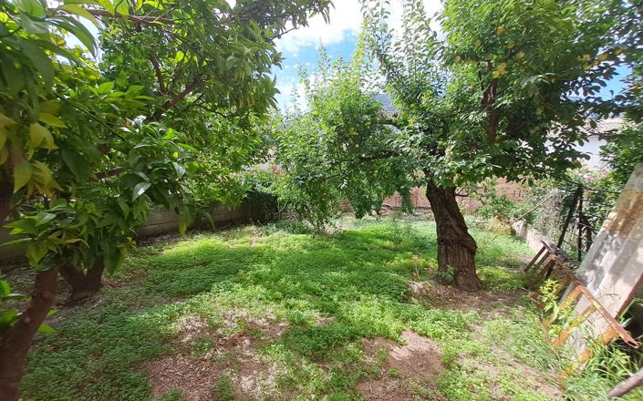 Image No.2-4 Bed House for sale