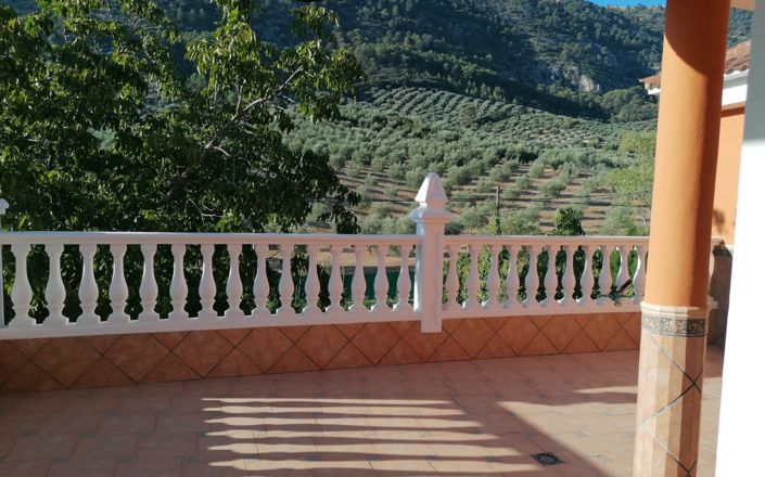 Image No.50-5 Bed House for sale