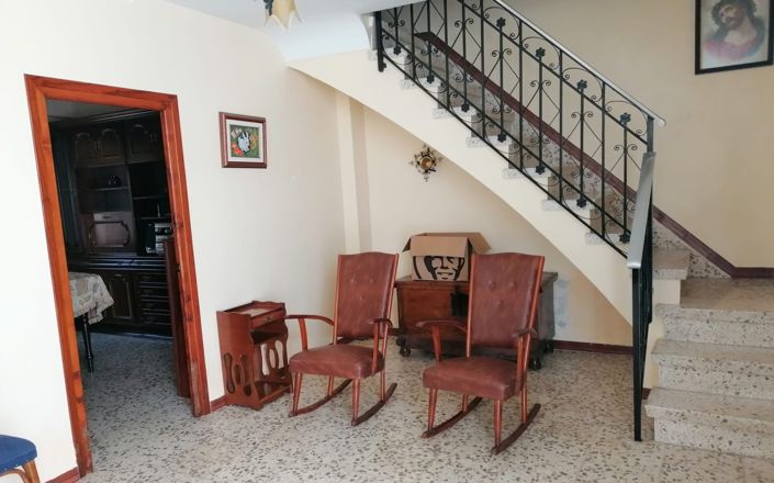 Image No.4-3 Bed House for sale