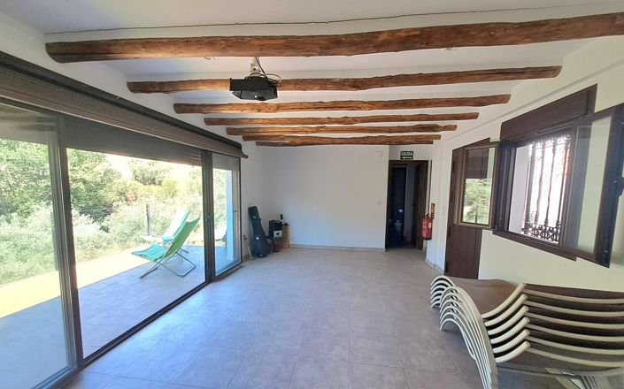 Image No.10-5 Bed House for sale