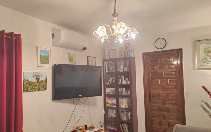 Image No.14-3 Bed House for sale