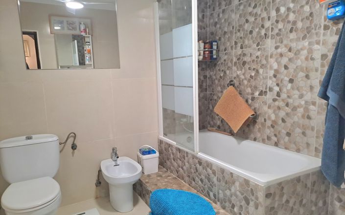 Image No.16-3 Bed House for sale