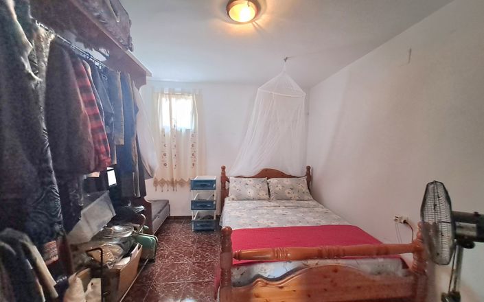 Image No.24-3 Bed House for sale