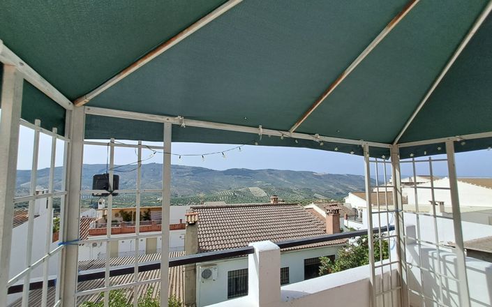 Image No.37-5 Bed House for sale