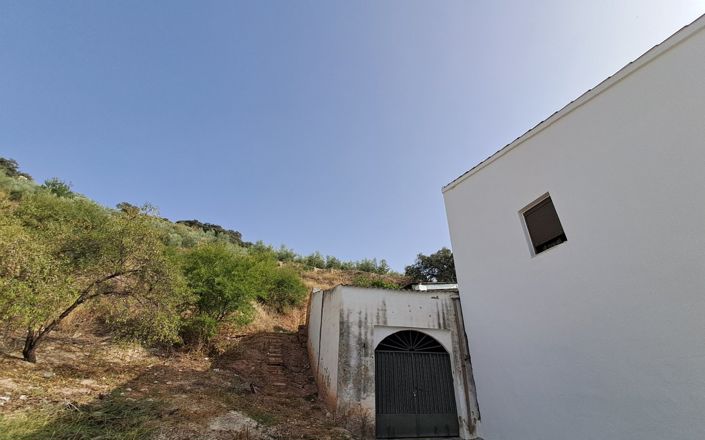 Image No.41-5 Bed House for sale