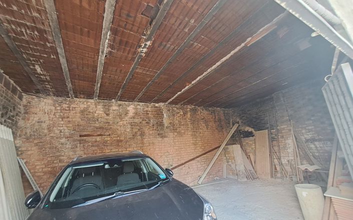 Image No.42-5 Bed House for sale