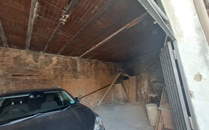 Image No.43-5 Bed House for sale