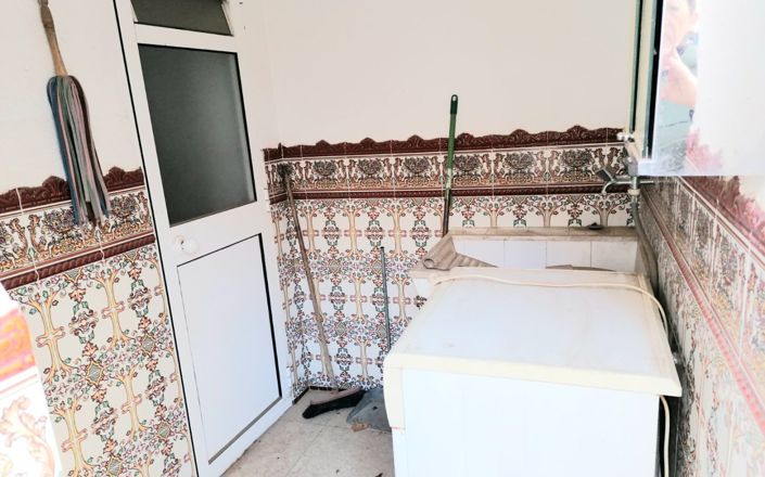 Image No.17-3 Bed House for sale