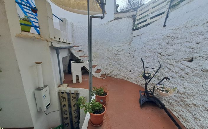 Image No.13-3 Bed House for sale