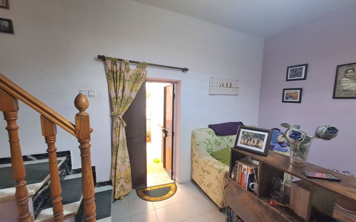 Image No.3-3 Bed House for sale