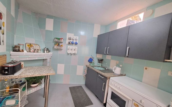 Image No.6-3 Bed House for sale