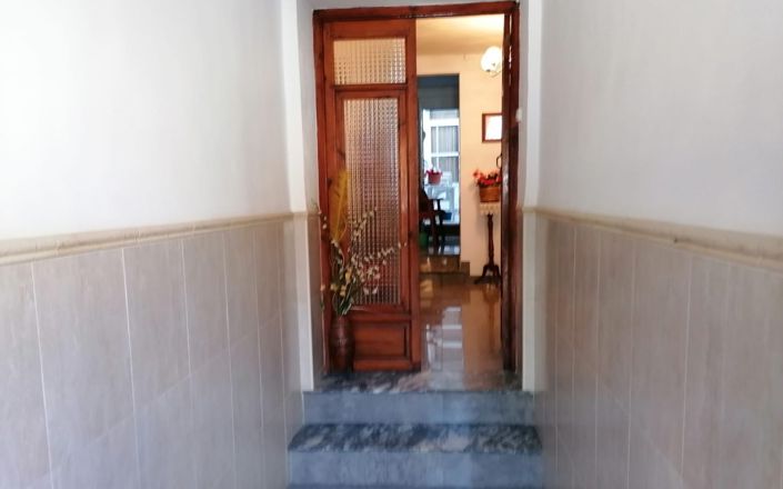 Image No.2-Maison de 5 chambres à vendre à Rute